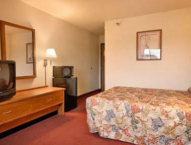 Super 8 By Wyndham Dumfries/Quantico Hotel Exterior foto